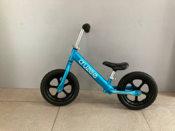 Беговел (велобег) CRUZEE 12" черно-синий (б/у) RLK.BU998