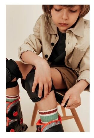 Набор детской защиты для скейтбордов и самокатов Oxelo 100 для скейтбордов и самокатов Чорний, XS